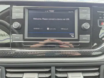 Volkswagen Polo 1.0 TSI 110 CP DSG7 Life 2023