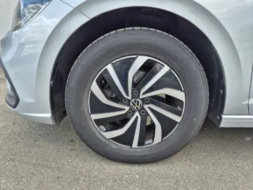 Volkswagen Polo 1.0 TSI 110 CP DSG7 Life 2023