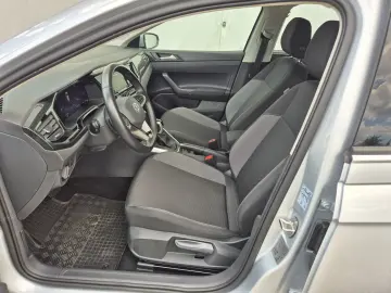 Volkswagen Polo 1.0 TSI 110 CP DSG7 Life 2023