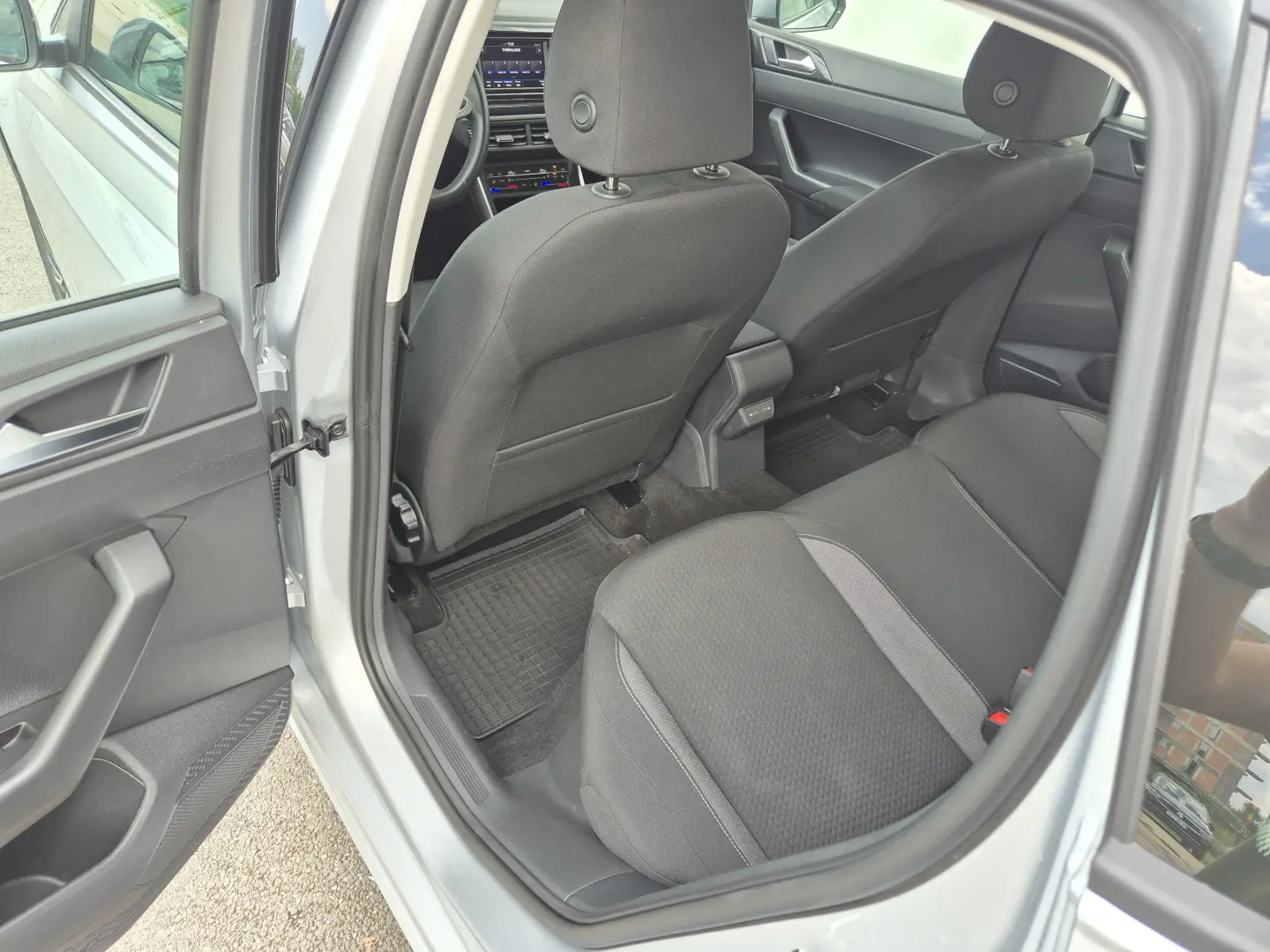 Volkswagen Polo 1.0 TSI 110 CP DSG7 Life 2023