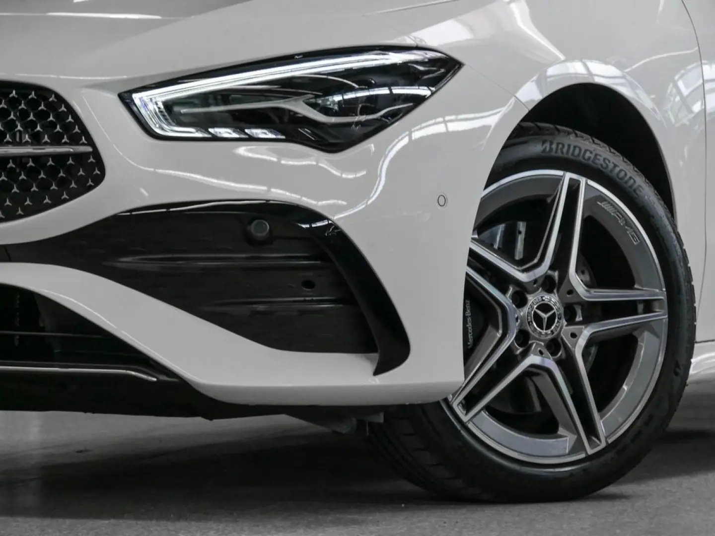 CLA 250 e Sh. B. AMG  KAM DISTR KEYL TOTW AMBIEN