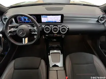 CLA 220 4M Coupé AMG Kamera Lenkradhzg Ambienete