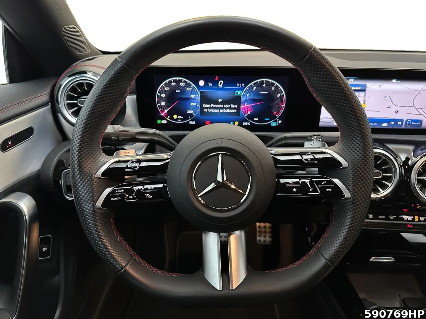 CLA 220 4M Coupé AMG Kamera Lenkradhzg Ambienete
