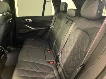 X5 xDrive30d M Sport Standheizung AHK Harman K