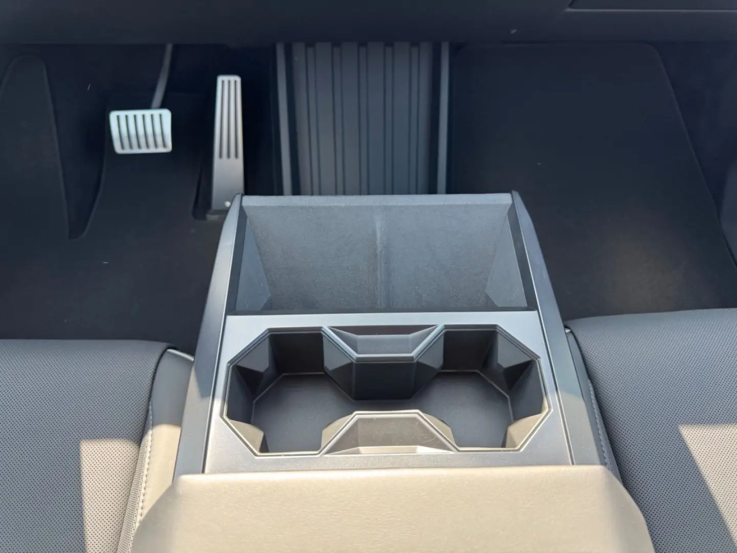 Cybertruck All-Wheel Drive