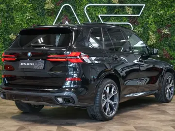 X5 40d xDRIVE H K TOW HUD INDIVIDUAL 67.438€ NET