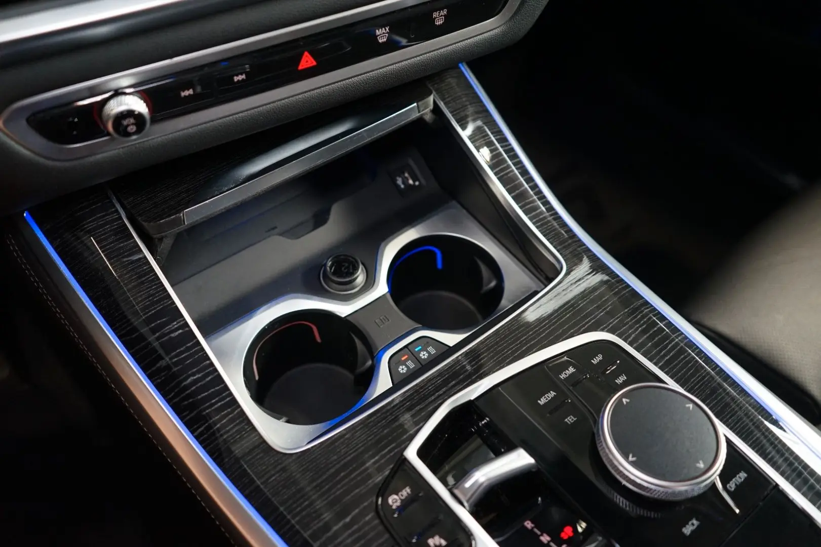 X5 40d xDRIVE H K TOW HUD INDIVIDUAL 67.438€ NET