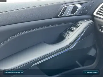 X5 xDrive40d M Sportpaket Head-Up AHK Navi Pano