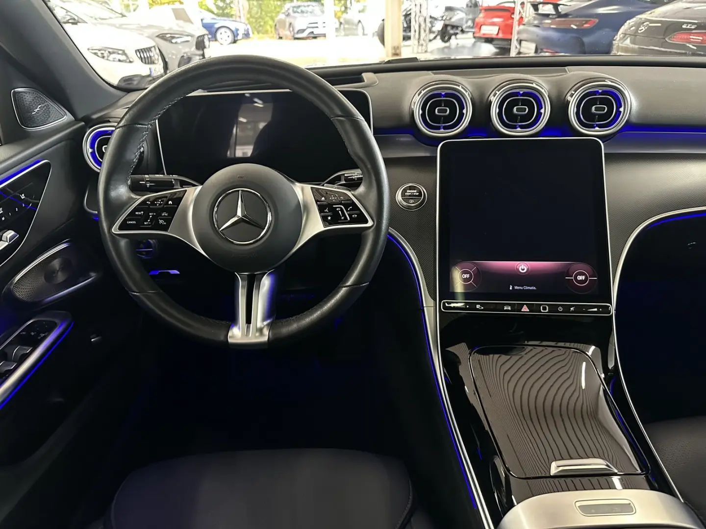 C 220 d 4M PANO DiSTRO HuD MEMORY 360  LED