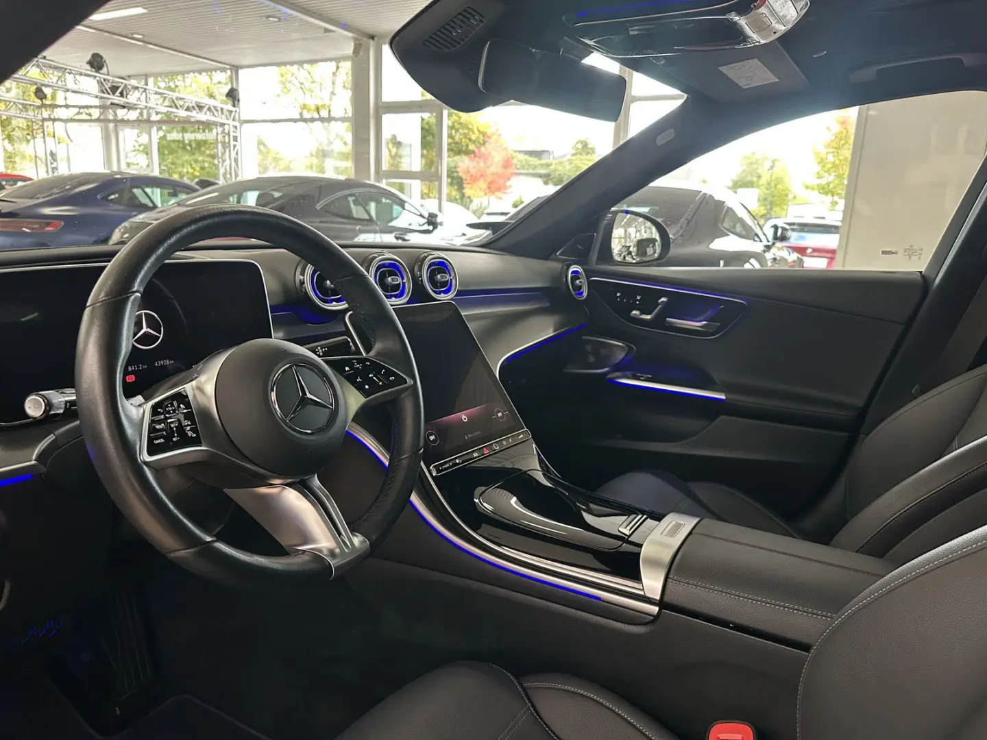 C 220 d 4M PANO DiSTRO HuD MEMORY 360  LED