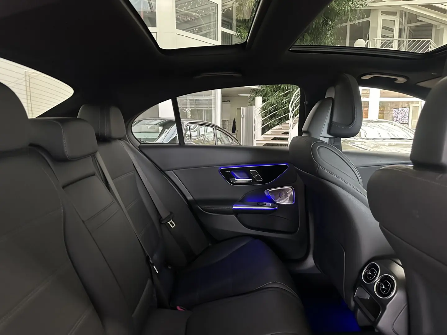 C 220 d 4M PANO DiSTRO HuD MEMORY 360  LED