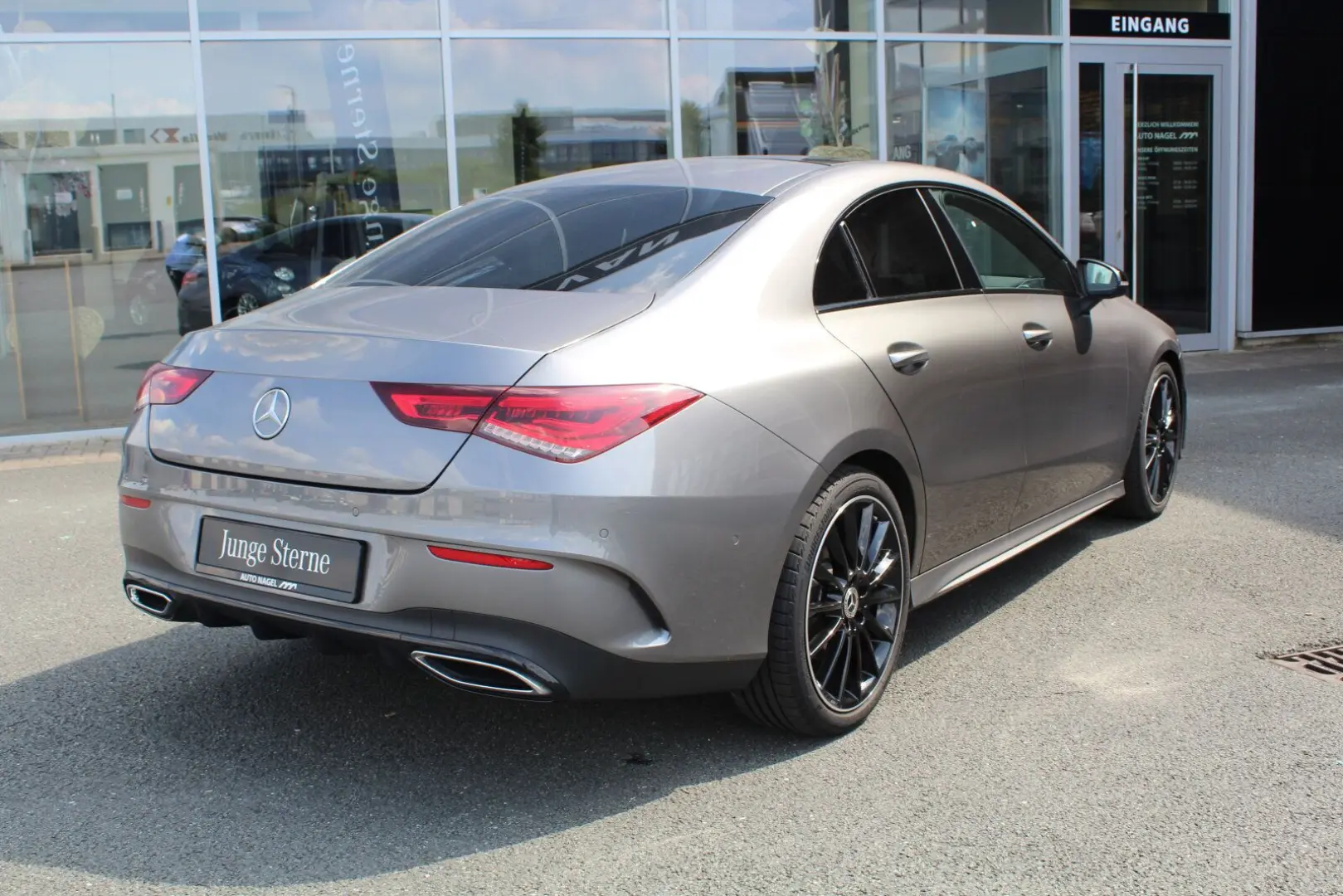 CLA 200 Coupé AMG PANO LED KAMERA NIGHT NAVI DAB