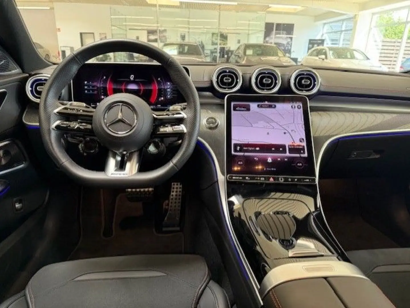 C 43 AMG 4M Distronic Pano.-Dach Burmester 3D