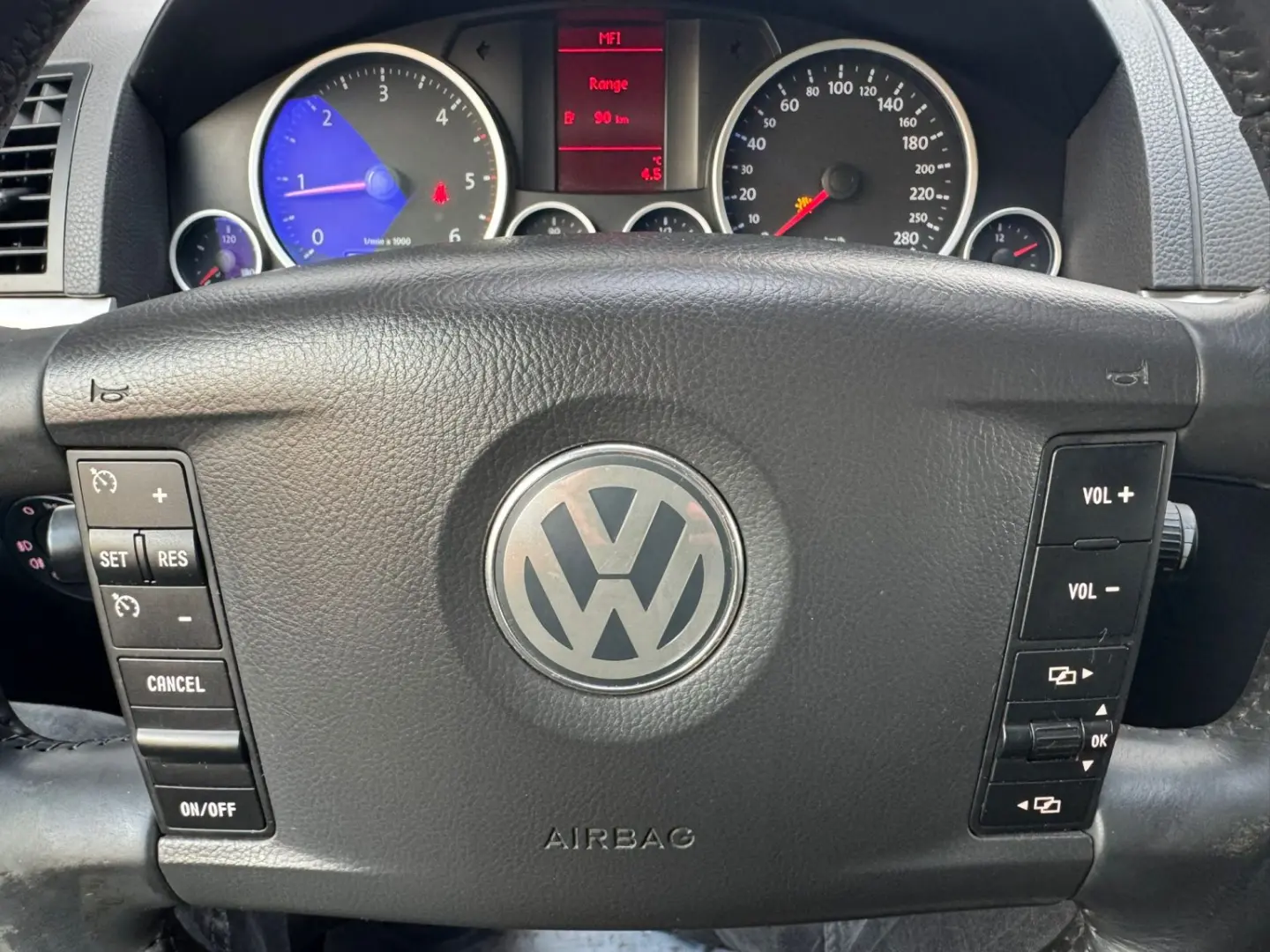 Volkswagen Touareg - 2009