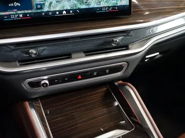 X6 30d xDRIVE LASER WARRANTY H K 360 69.091€NETT