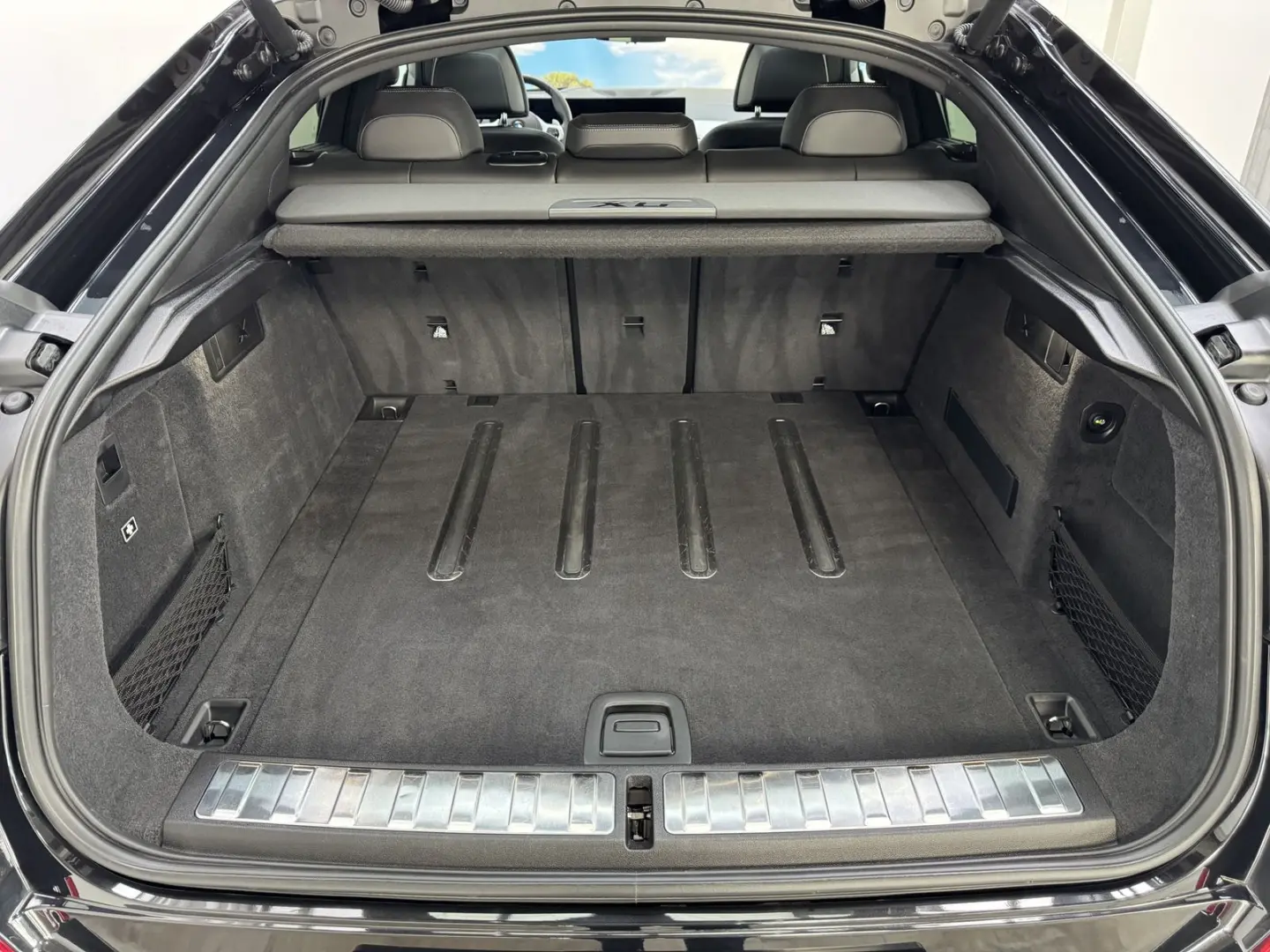 X6 xDr30d M Sport Pro 22'' Sitzlüft. ACC 360 AHK