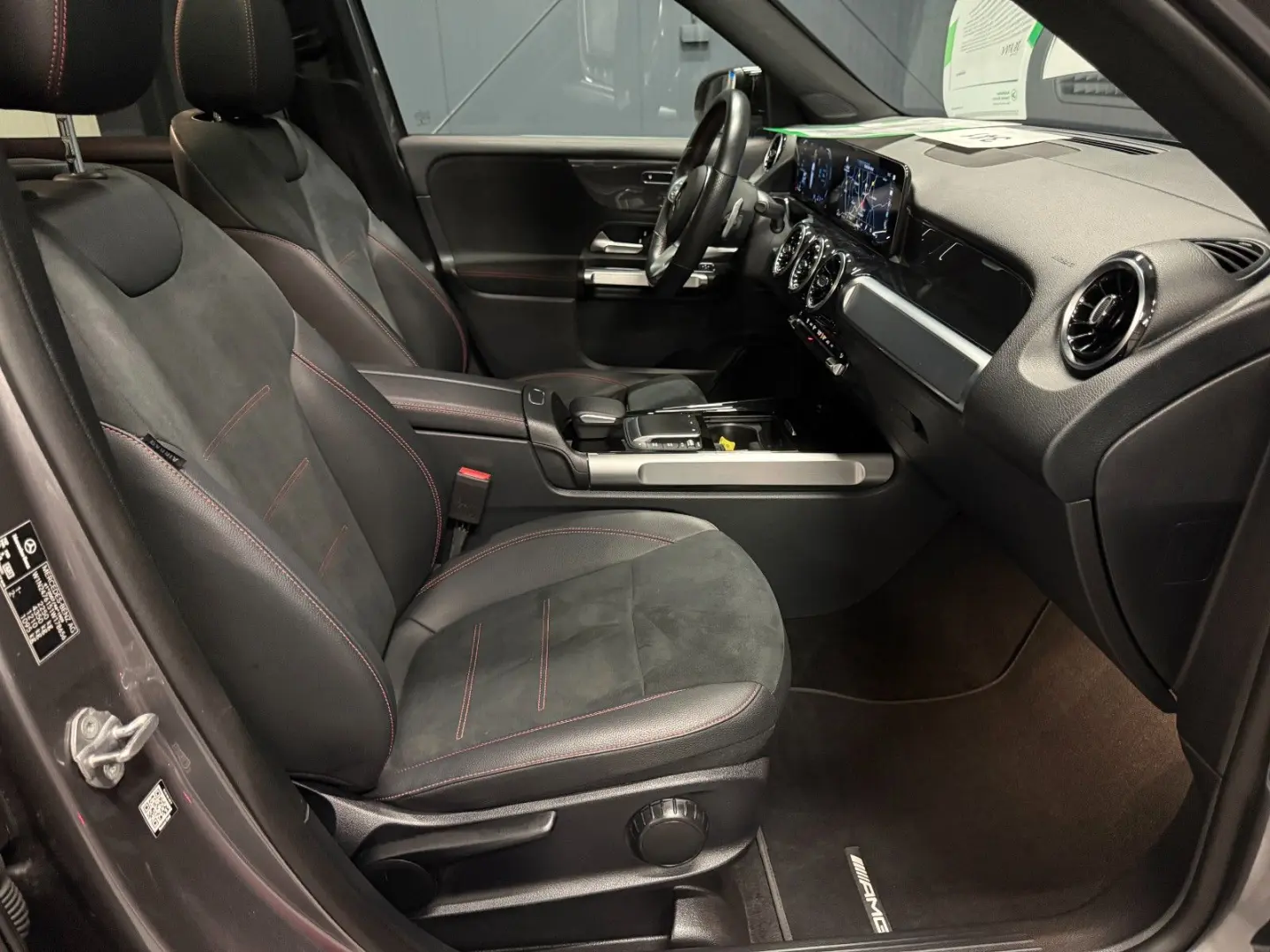 GLB 220 d 4Matic AMG Night-Pake 20Zoll PANORAMA