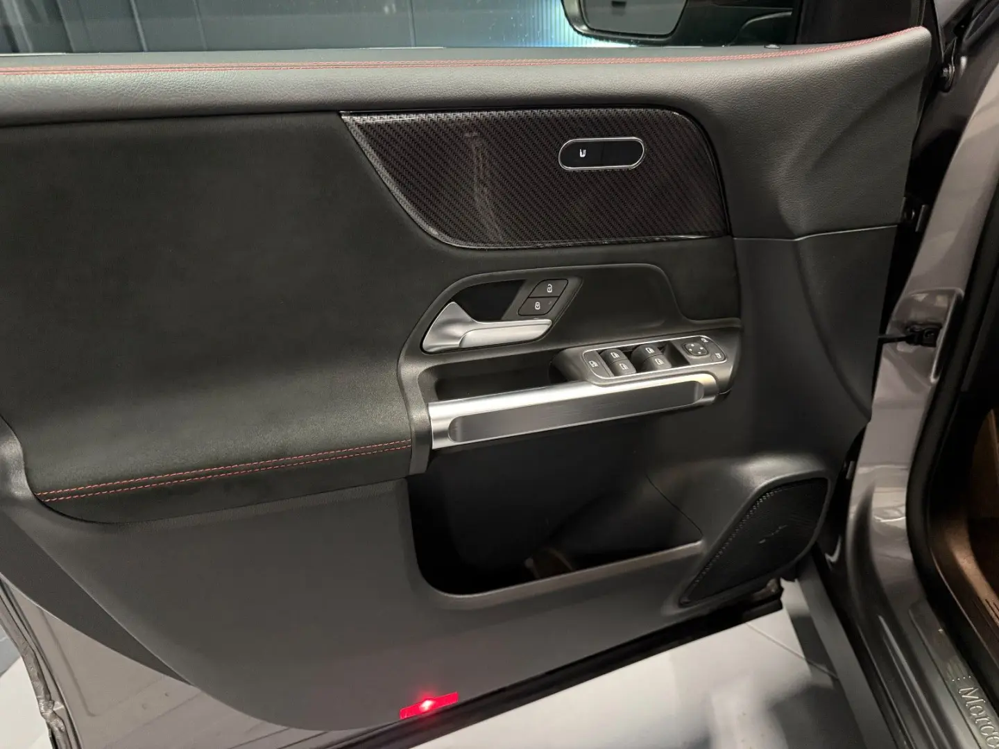 GLB 220 d 4Matic AMG Night-Pake 20Zoll PANORAMA