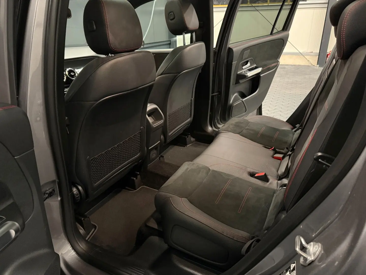 GLB 220 d 4Matic AMG Night-Pake 20Zoll PANORAMA