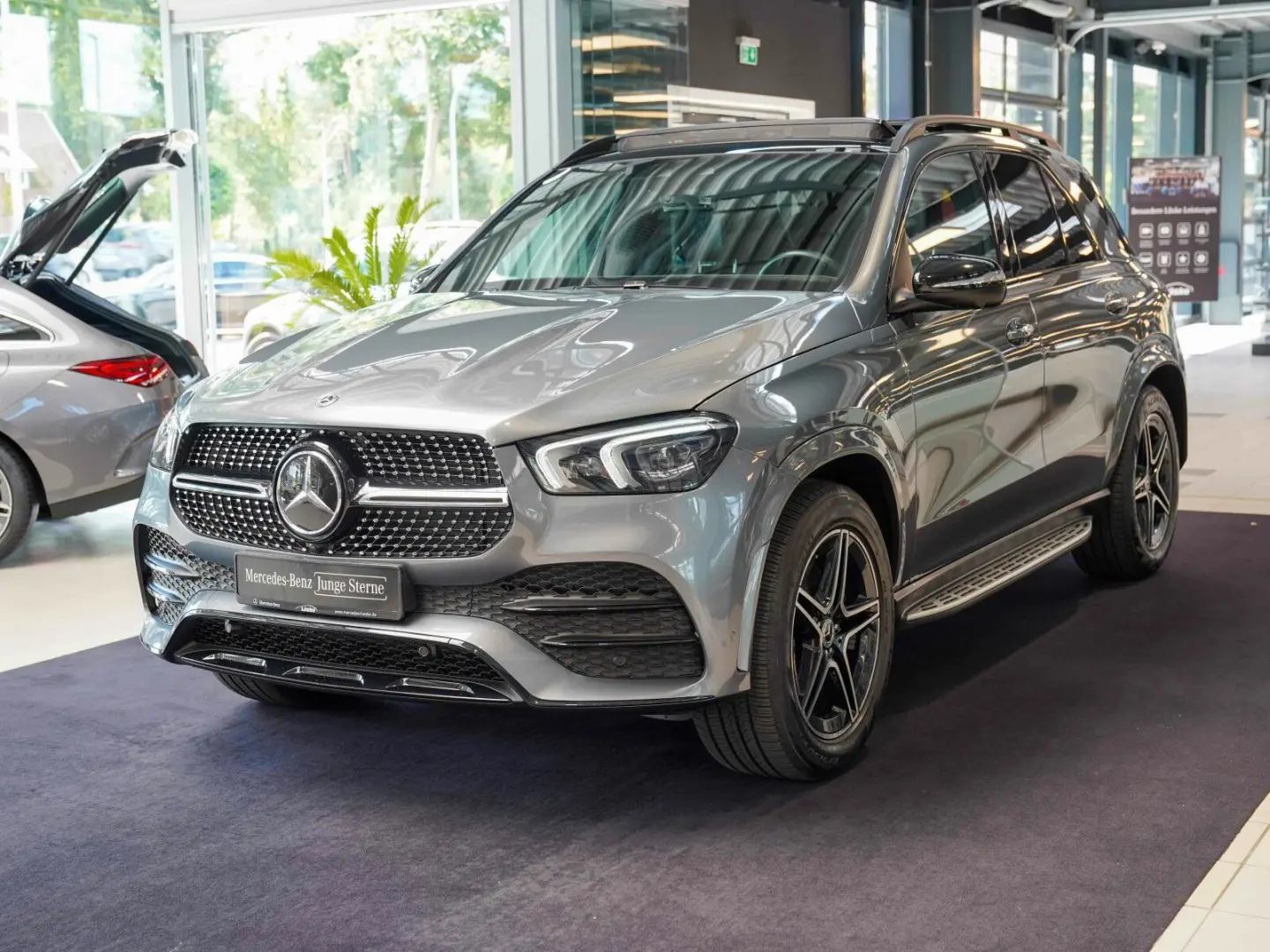 GLE 350 d 4M AMG Line Pano Head-up MULTIBEAM AIR