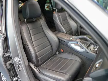 GLE 350 d 4M AMG Line Pano Head-up MULTIBEAM AIR