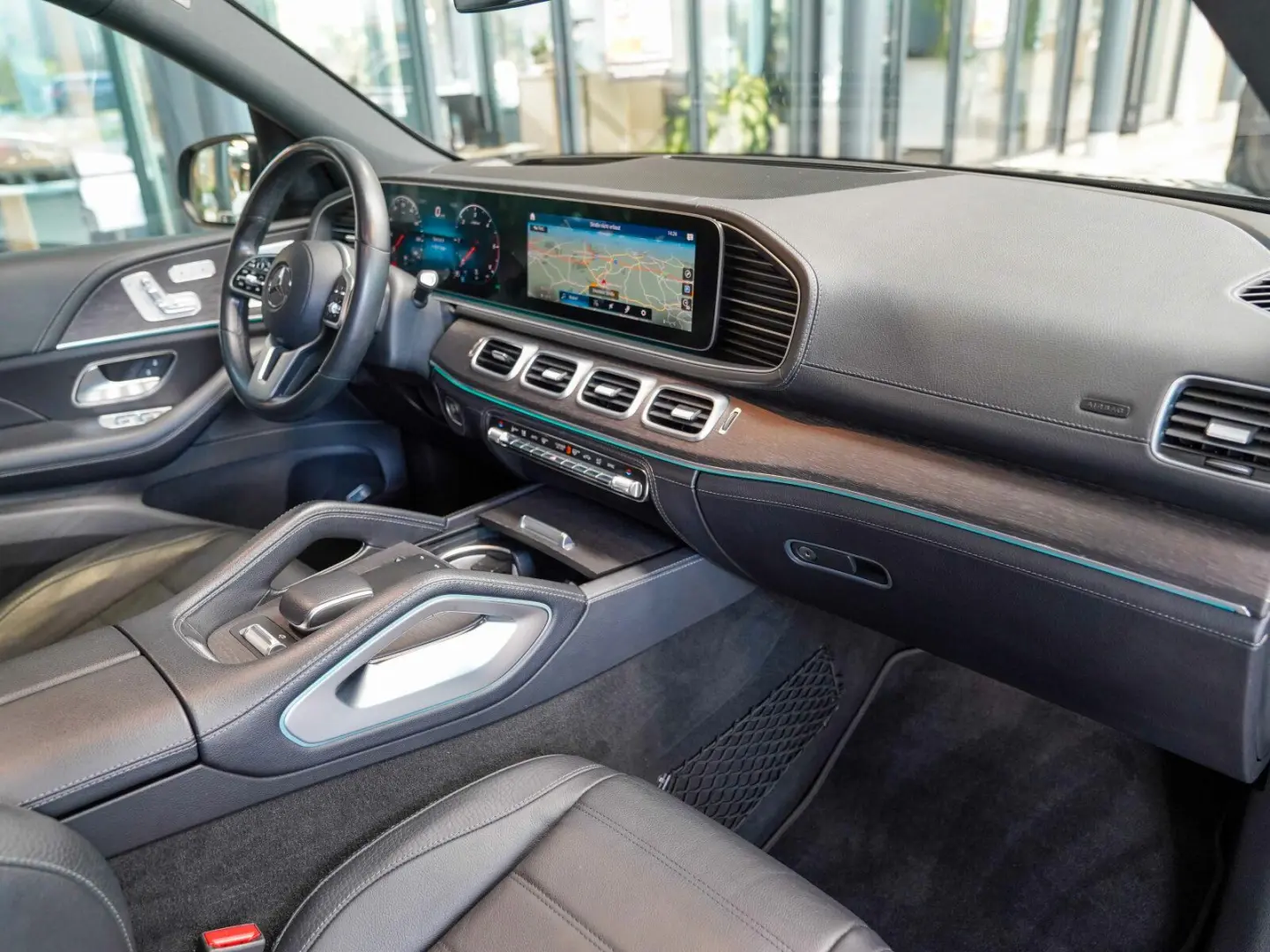 GLE 350 d 4M AMG Line Pano Head-up MULTIBEAM AIR