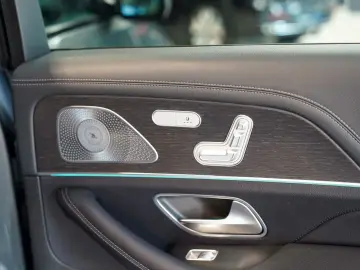 GLE 350 d 4M AMG Line Pano Head-up MULTIBEAM AIR