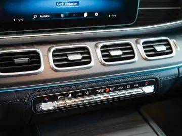 GLE 350 d 4M AMG Line Pano Head-up MULTIBEAM AIR