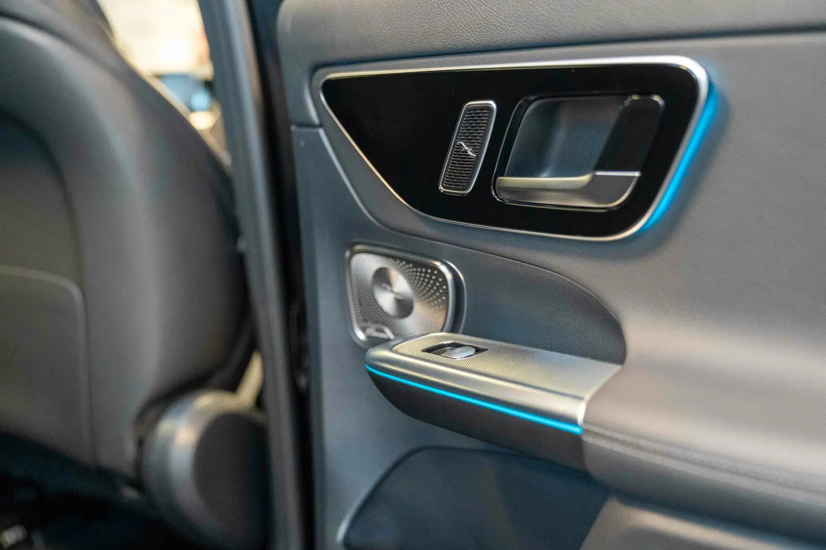 GLC 220 d 4M AVANTGARDE Burmester Pano Sitzklima