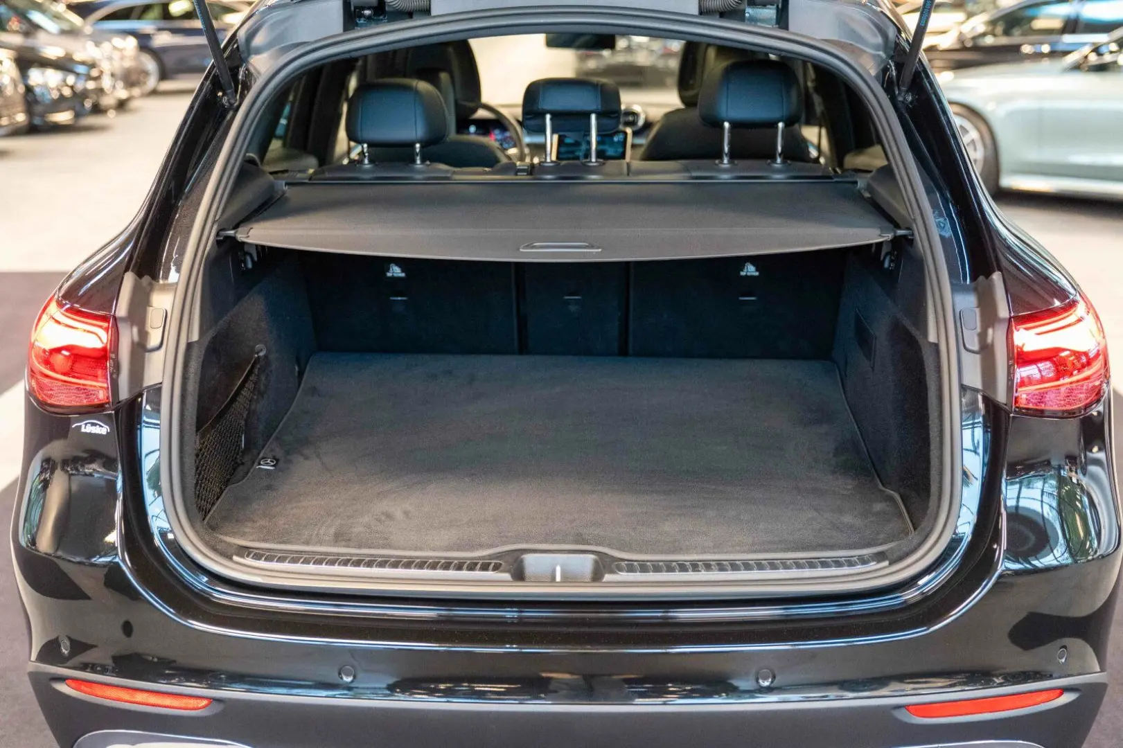 GLC 220 d 4M AVANTGARDE Burmester Pano Sitzklima