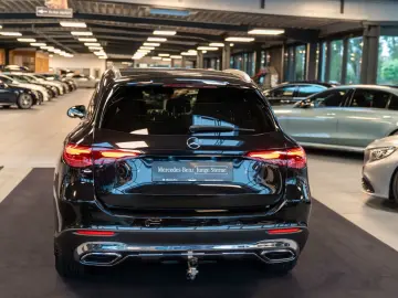 GLC 220 d 4M AVANTGARDE Burmester Pano Sitzklima