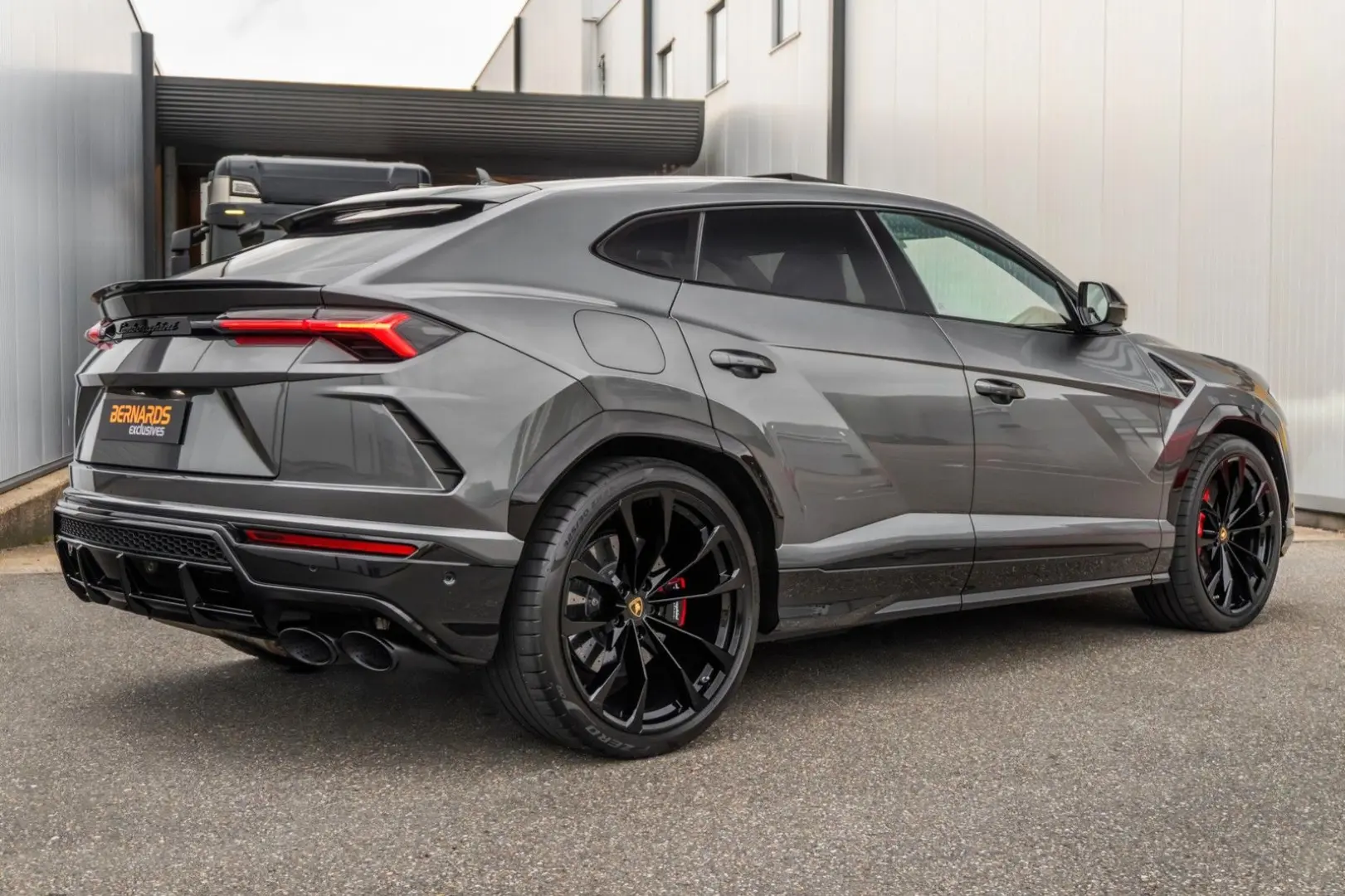 Urus - Grigio Lynx   Adv. B&O   Pano   4 Seat