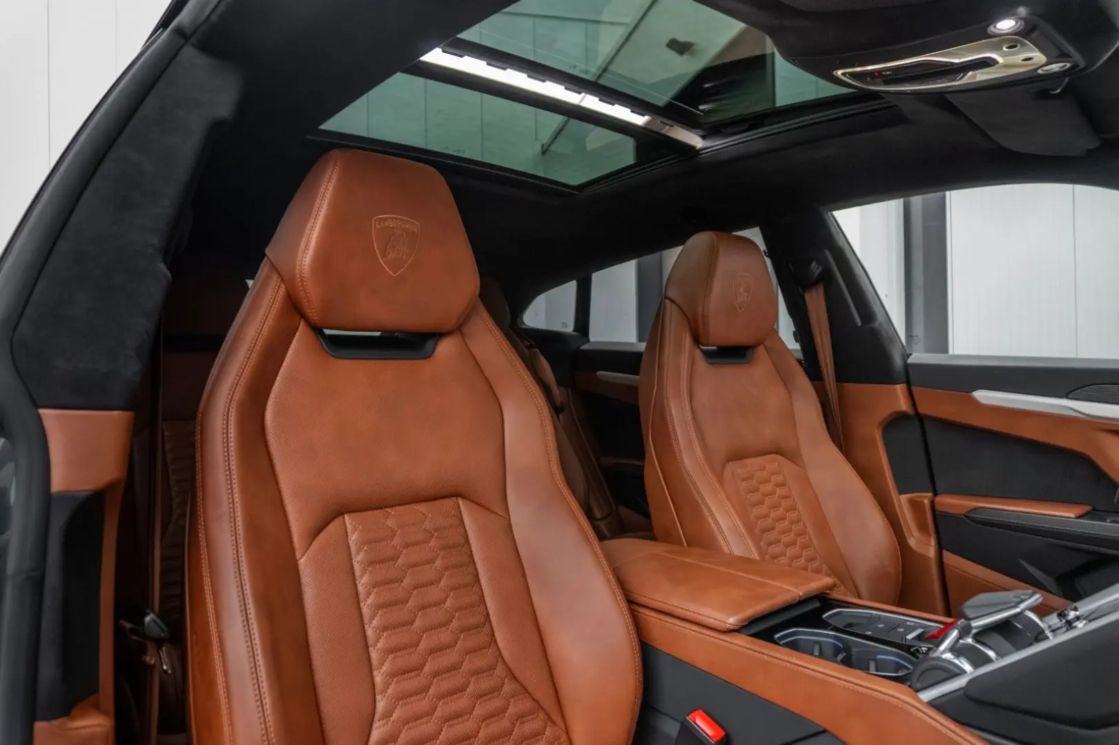 Urus - Grigio Lynx   Adv. B&O   Pano   4 Seat