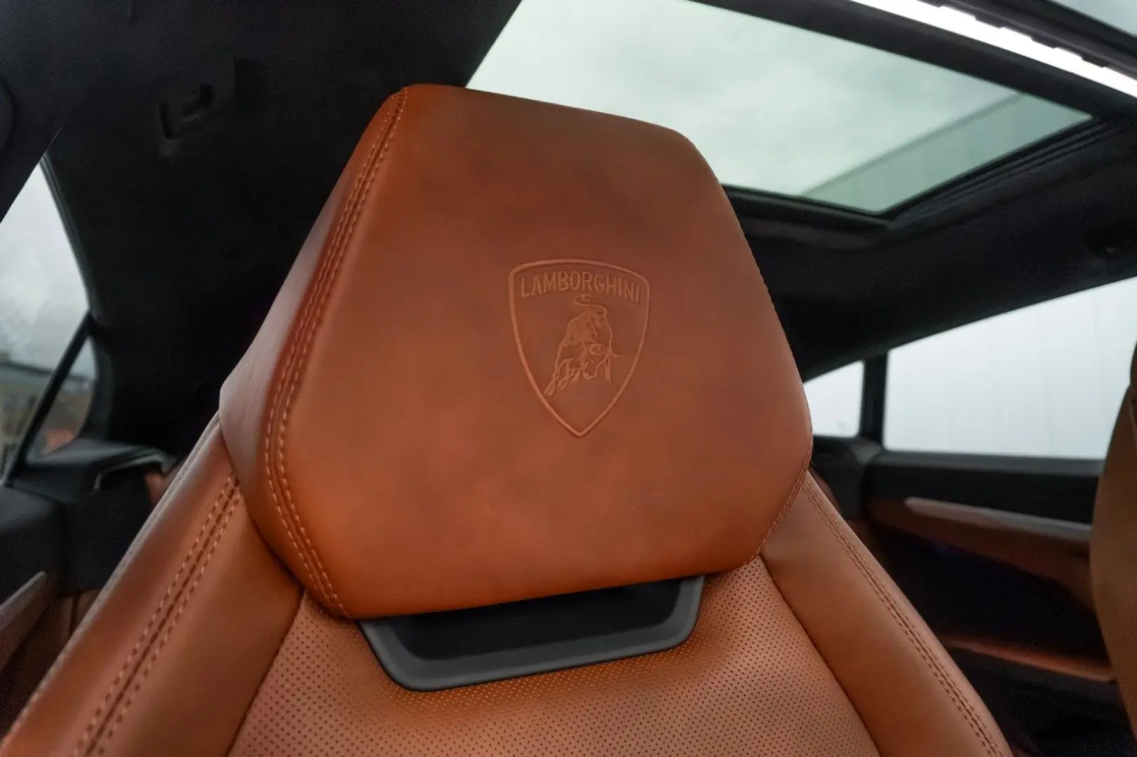 Urus - Grigio Lynx   Adv. B&O   Pano   4 Seat