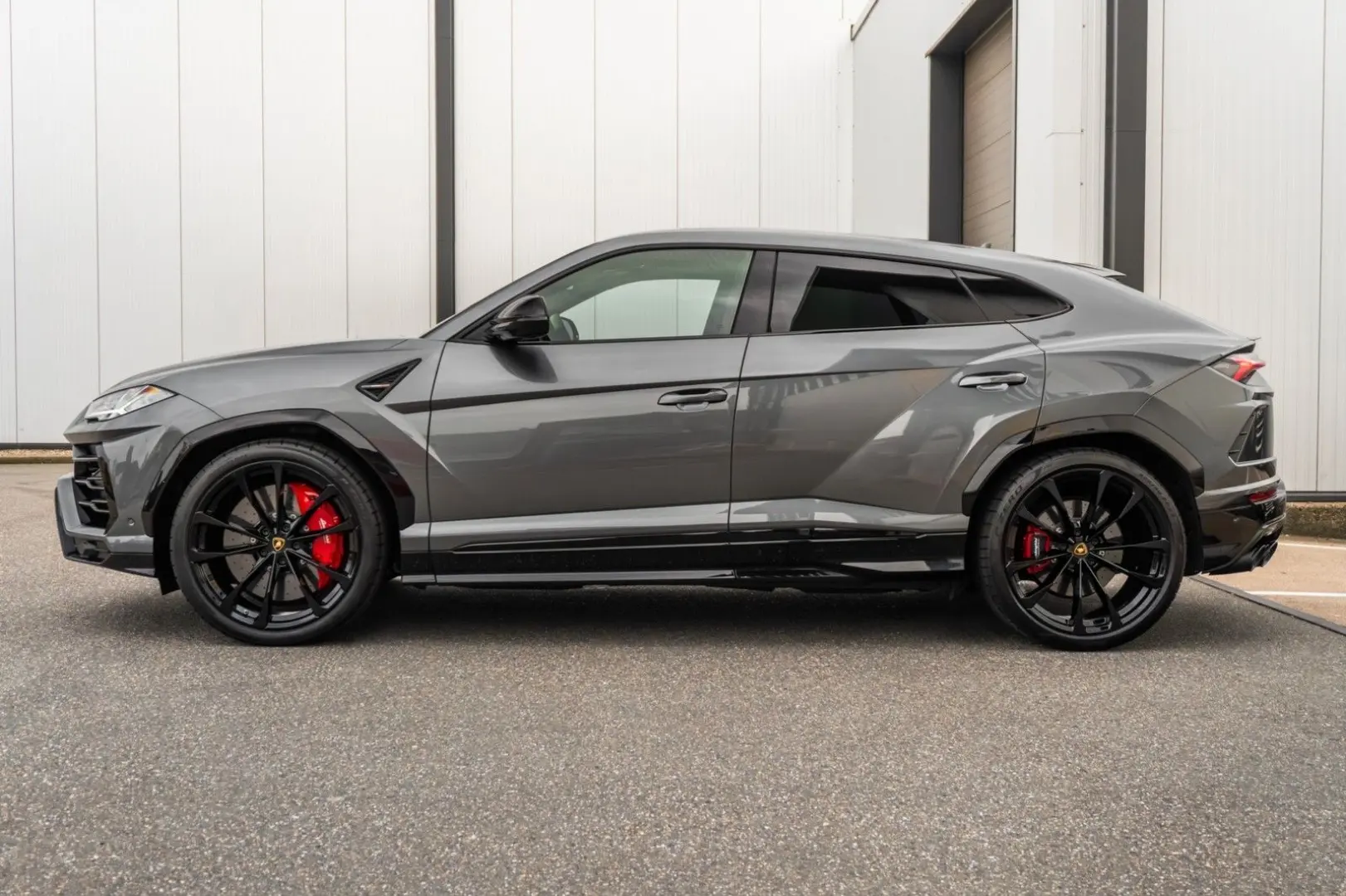 Urus - Grigio Lynx   Adv. B&O   Pano   4 Seat