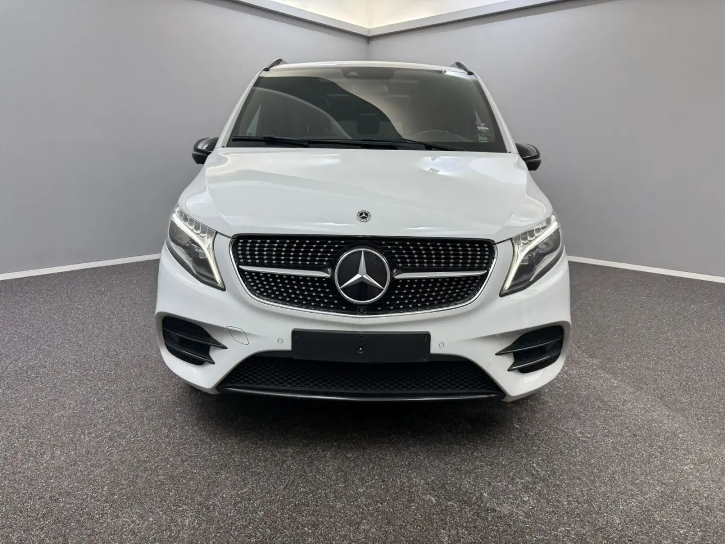 V 300d 4M AMG LINE EXCLUSIVE  2x SCHIEBE 360 AHK