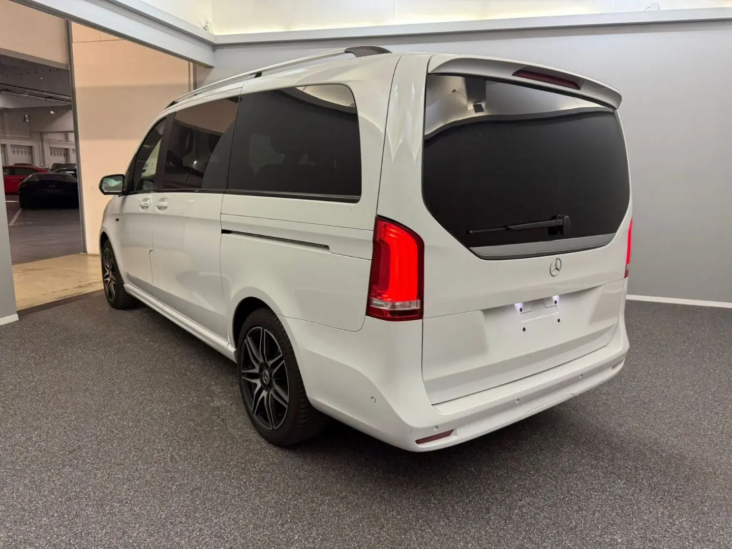 V 300d 4M AMG LINE EXCLUSIVE  2x SCHIEBE 360 AHK