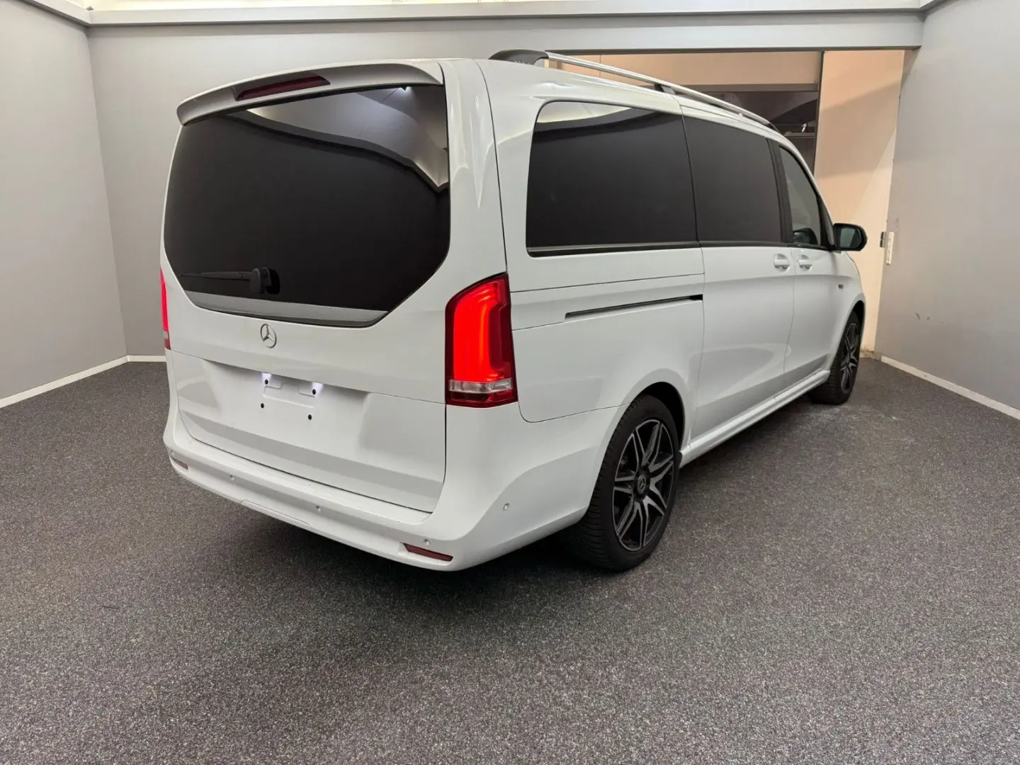 V 300d 4M AMG LINE EXCLUSIVE  2x SCHIEBE 360 AHK