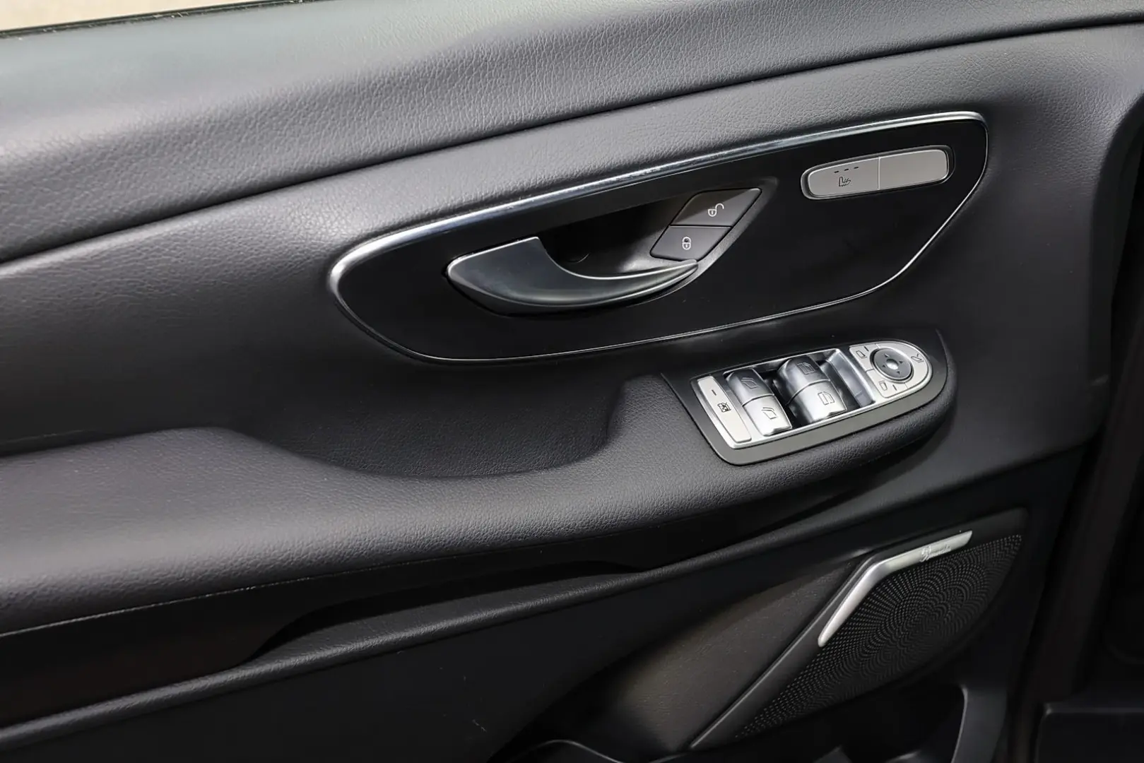 V 300 d EDITION Kompakt AMG AIRMATIC DISCTRONIC