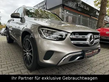 GLC 400 d 4Matic   KAMERA - SITZHZ - AHK - TEMPO
