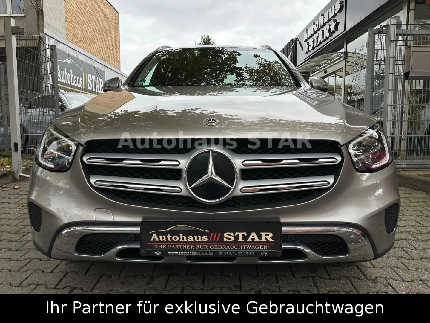 GLC 400 d 4Matic   KAMERA - SITZHZ - AHK - TEMPO