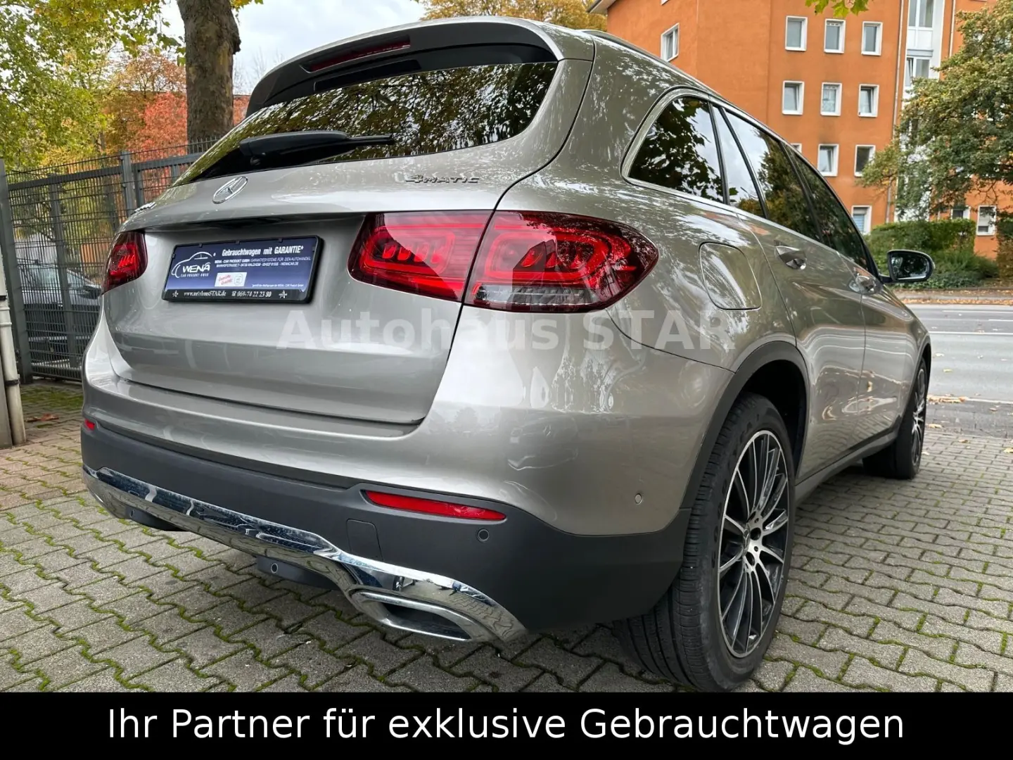 GLC 400 d 4Matic   KAMERA - SITZHZ - AHK - TEMPO