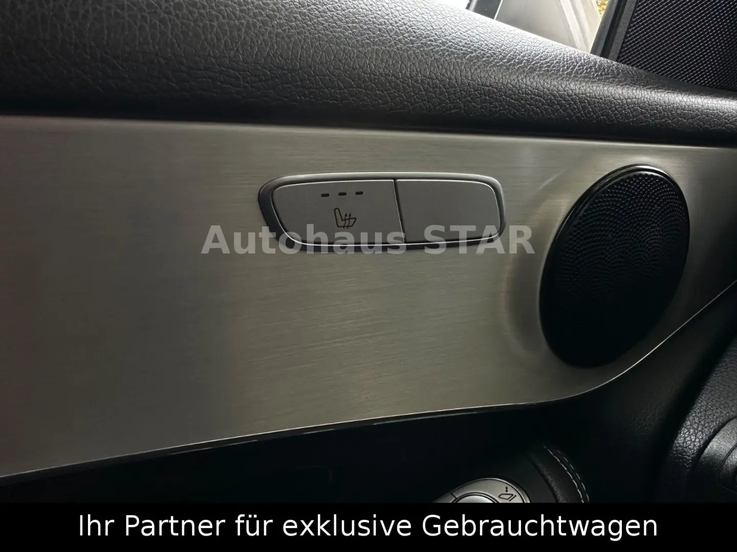 GLC 400 d 4Matic   KAMERA - SITZHZ - AHK - TEMPO