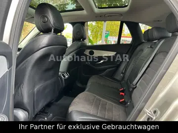 GLC 400 d 4Matic   KAMERA - SITZHZ - AHK - TEMPO
