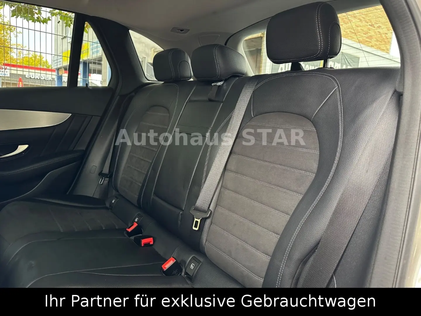 GLC 400 d 4Matic   KAMERA - SITZHZ - AHK - TEMPO