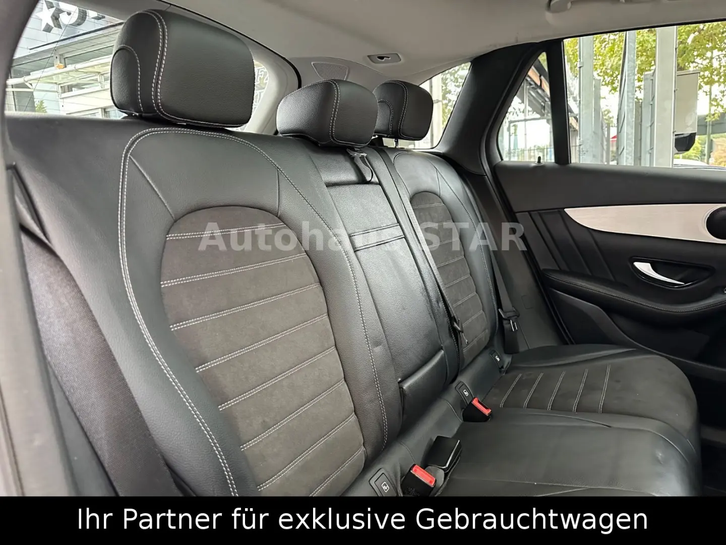 GLC 400 d 4Matic   KAMERA - SITZHZ - AHK - TEMPO