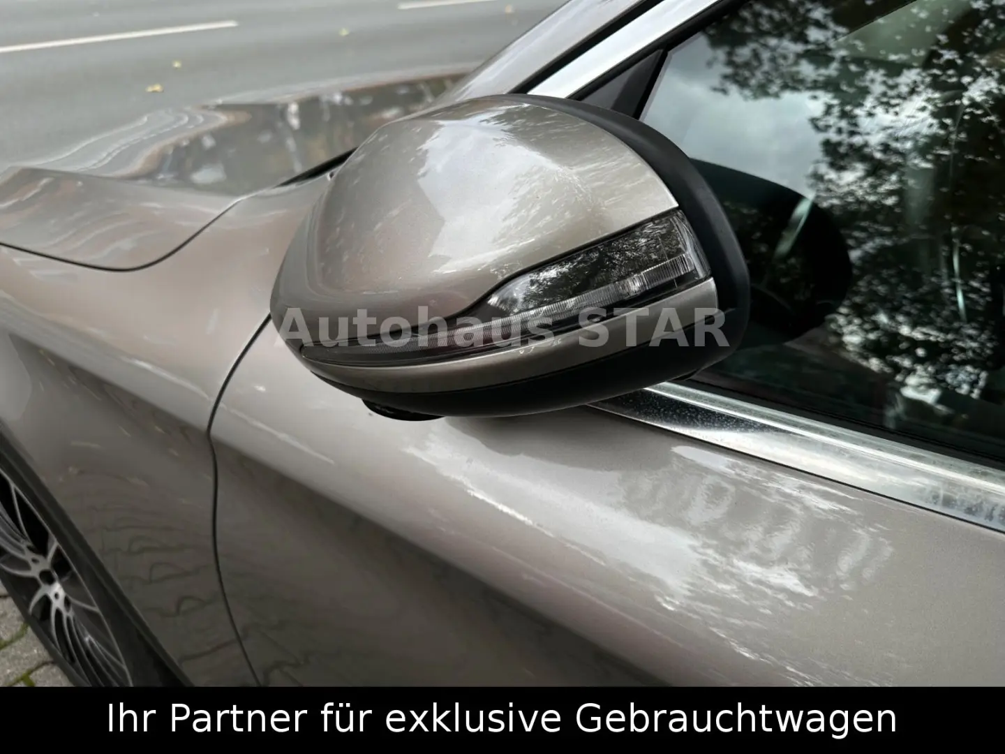 GLC 400 d 4Matic   KAMERA - SITZHZ - AHK - TEMPO