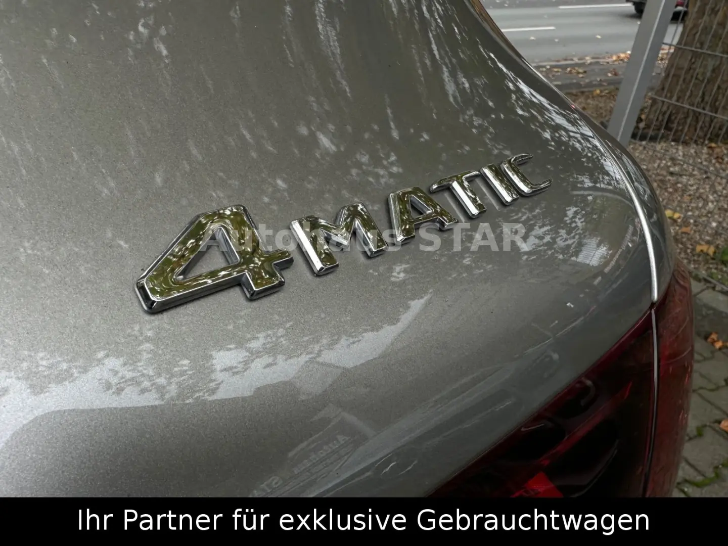 GLC 400 d 4Matic   KAMERA - SITZHZ - AHK - TEMPO