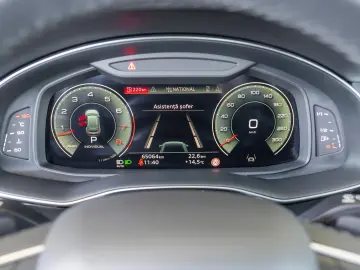 Audi Q8 55 TFSI quattro Tiptronic