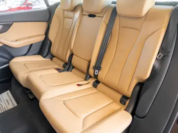 Audi Q8 55 TFSI quattro Tiptronic